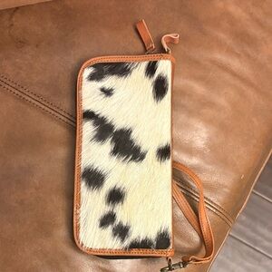 Cowhide Leather Wristlet Wallet